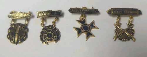 Military medals - 4),