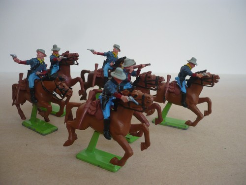 Britains herald mounted us - 6,