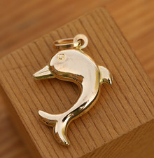 9ct Solid Yellow Gold Dolphin