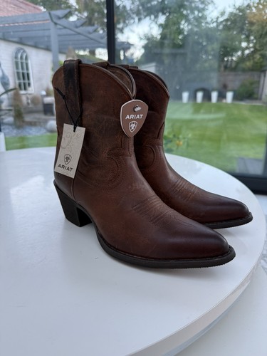 Ariat maggie sassy classic - maggie,