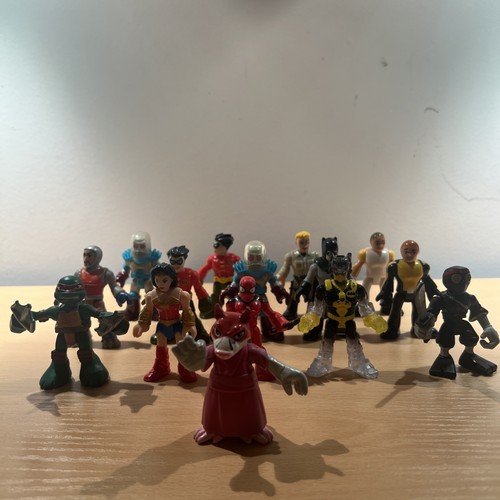 Mini marvel and figures - marvel, dc