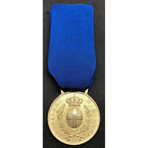 Ww2 military valor medal - valor,
