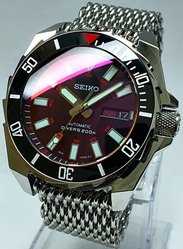 Bloodmoon tuna case - tuna, divers