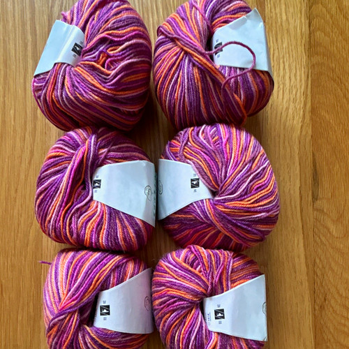 Merino wool colour - colour, gradient