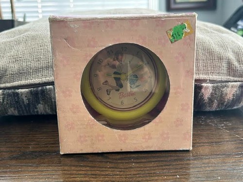 Barbie alarm clock color - barbie, clock.