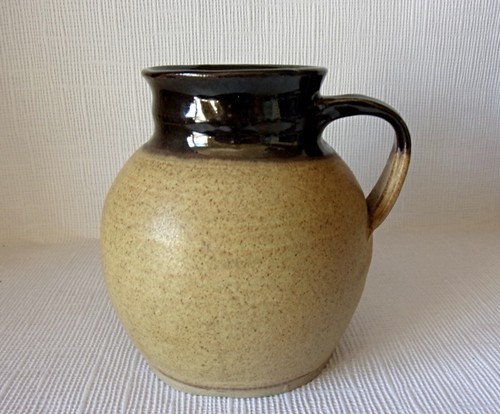 Studio pottery jug 130mm high - ,