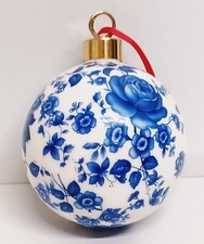 Delft Blue Floral Bauble Bone