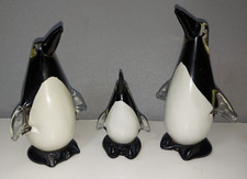 Vintage set of 3 Glass penguin Ornaments Made by PARLANE - Mum , Dad & Baby