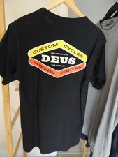 DEUS IN BENZIN VERITAS MEN's T