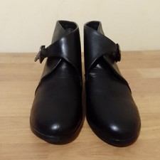 Krush Since 1970 Ladies Size 5