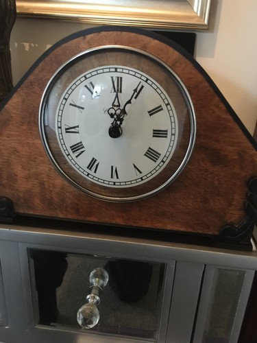 Vintage 1940s 50s mantel clock - mantel,