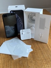 Apple iPhone XR - 64GB - Black