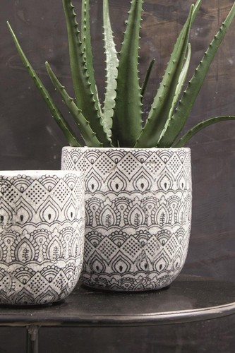 White black geometric indian - black,