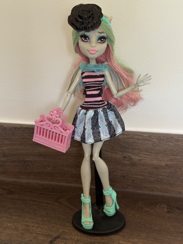 Monster high rochelle goyle - high,