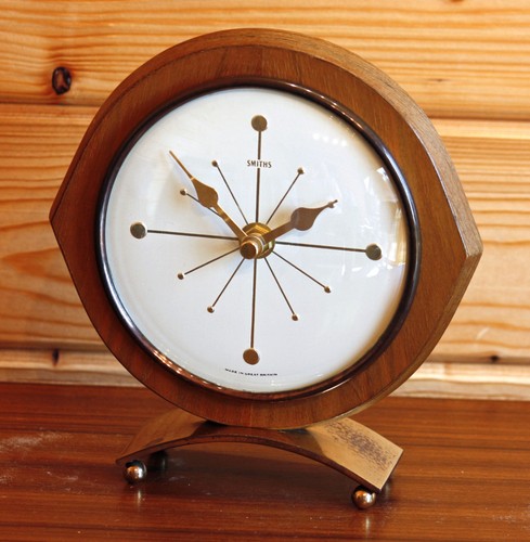 Vintage 18cm smiths - vintage,