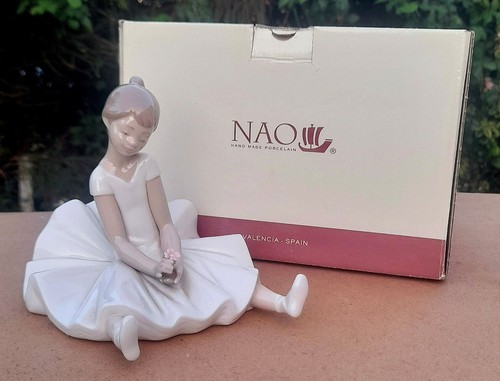 Nao lladro figurine - lladro,