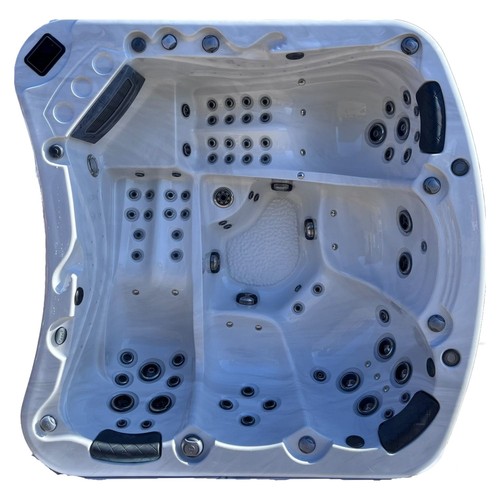 Pre loved bewell - spa, tub