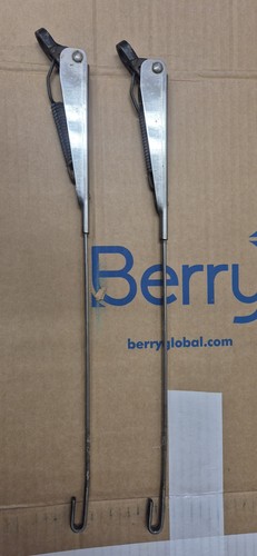 Granada mk2 wiper arms chrome - granada,