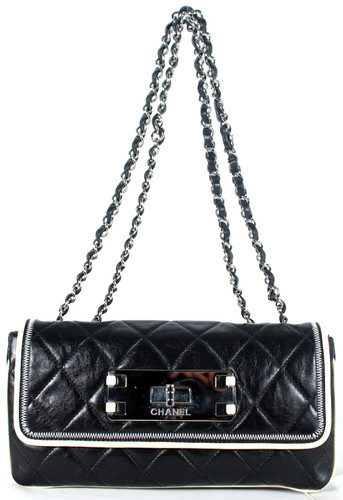 Chanel 09c black quilted - chanel,