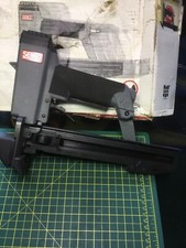 Senco Staple Gun