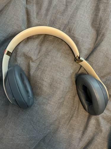 Dre beats studio3 wireless - dr.,