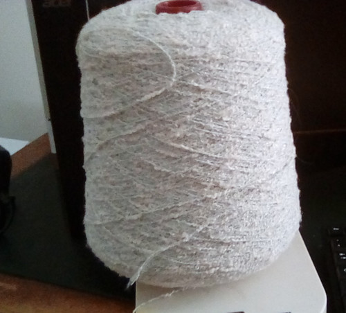 Cone boucle yarn - , over