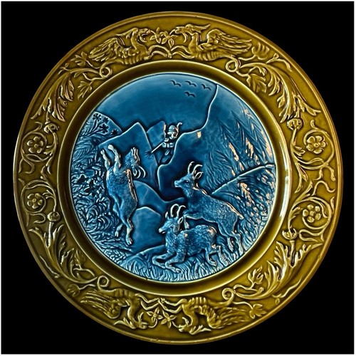 Pair majolica wall plates - plates, –