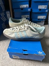 adidas Padiham Sand and Green. Size UK8. 2019