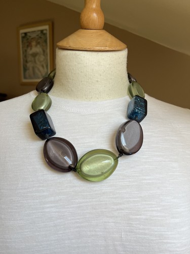 Chunky bead necklace free - bead,
