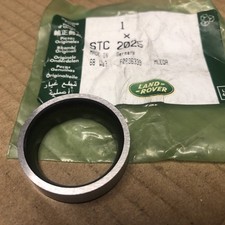 Genuine Range Rover P38 1994-2001 - Cylinder Head Exhaust Valve Seat - STC2025