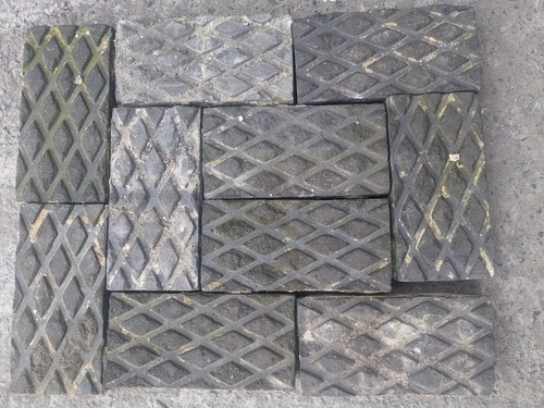 Diamond pavers 4 5 - 9, x