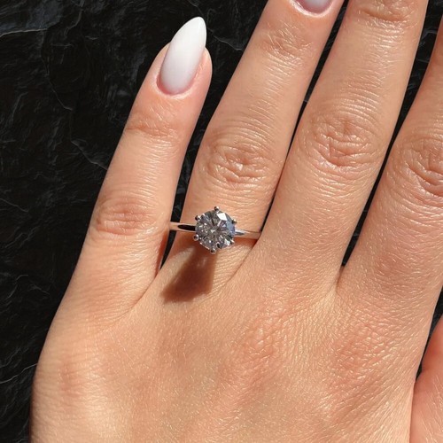 Engagement ring ct round - ring, 1.50