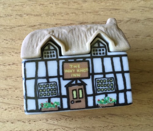 Why knot inn wade - why,