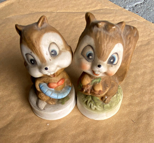 Chip dale ceramic chipmunk - &,