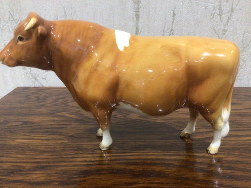 Beswick guernsey bull - guernsey,