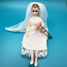 Vintage Topper Dawn Doll 1970, like Pippa Doll, Rooted Lashes, Wedding Outfit