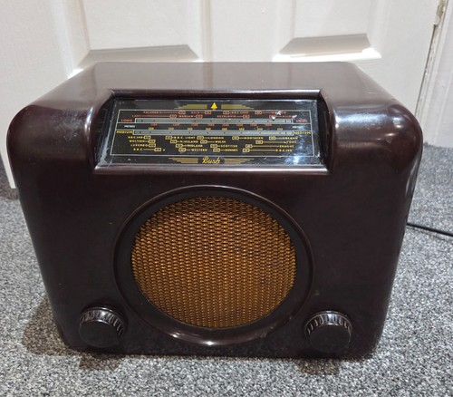 Vintage retro bush radio - vintage/retro,