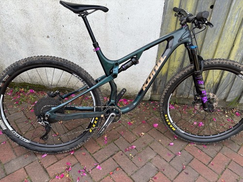Kona hei 2020 whole - hei,
