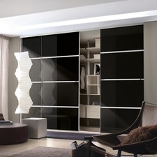 Shaker Light Maple Sliding