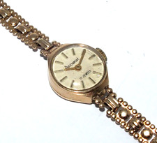 Ladies/womens 9ct yellow gold vintage Accurist wristwatch with adjustable strap