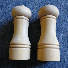 Cole & Mason Vintage Wooden