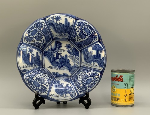 Lobed delft dish blue and - lobed,