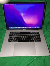 Apple Macbook Pro 15”