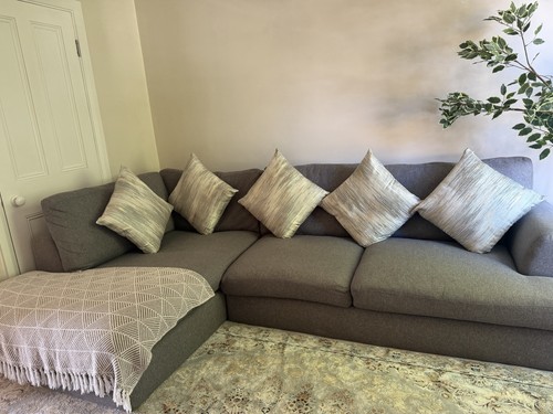 Next large grey corner - next,