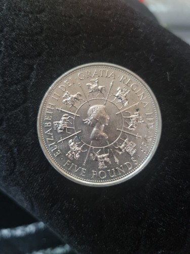 1993 pounds queen - 5,