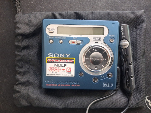 Sony r700 portable - sony,