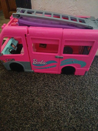 Barbie camper transforming - camper,