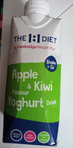 12x apple and kiwi - and, yoghurt