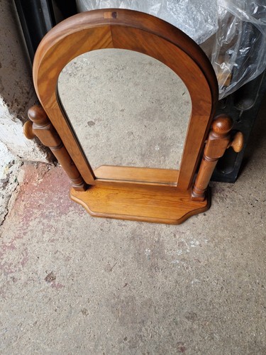 Heavy pine tilting dressing - pine,