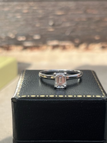 77ct emerald cut diamond - 0.77ct,